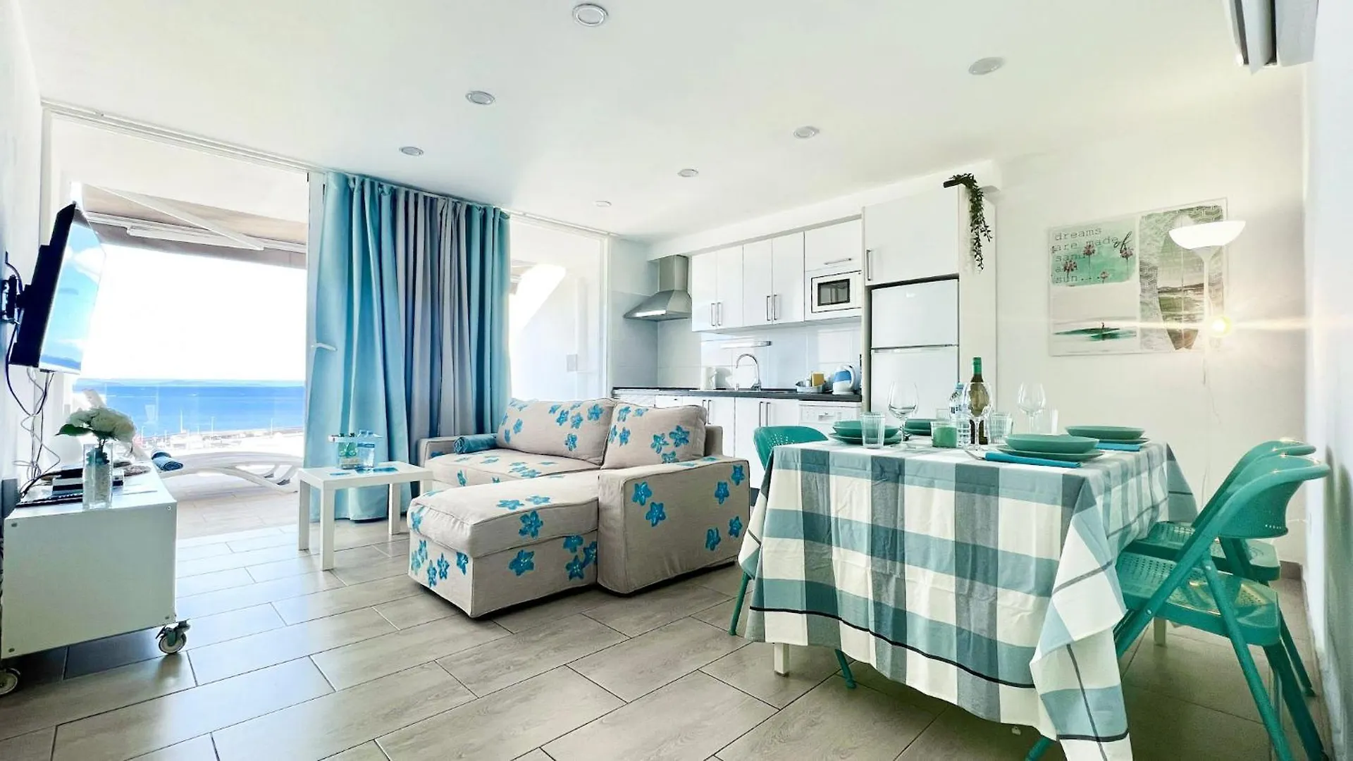 Arthouse Sea View - Acquamarina E Zaffiro Villa Puerto del Carmen  Spain